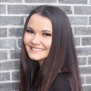 Meet your Posher, Jenna